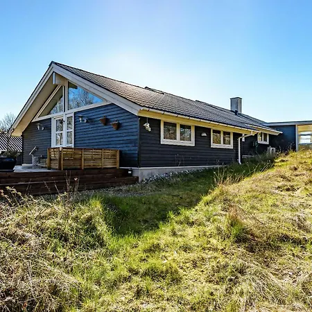 With Extraordinary Sea View At Rosnaes