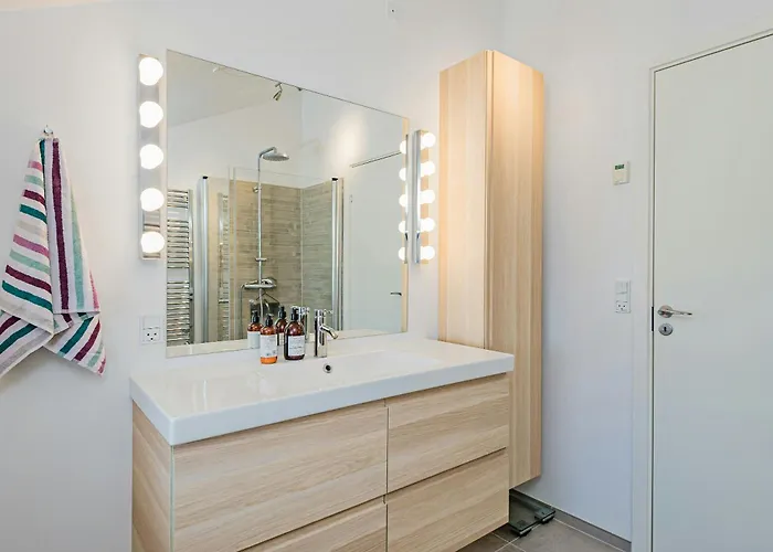 With Extraordinary Sea View At Rosnaes * كالوندبورج